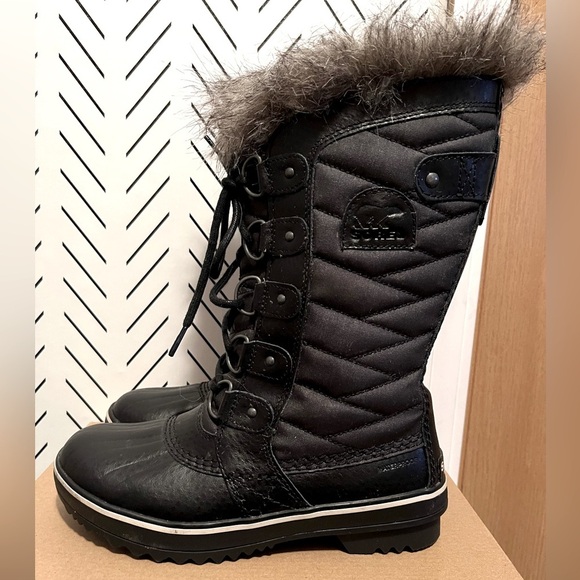 Sorel TOFINO™ II Women's Waterproof Boot - Picture 1 of 16